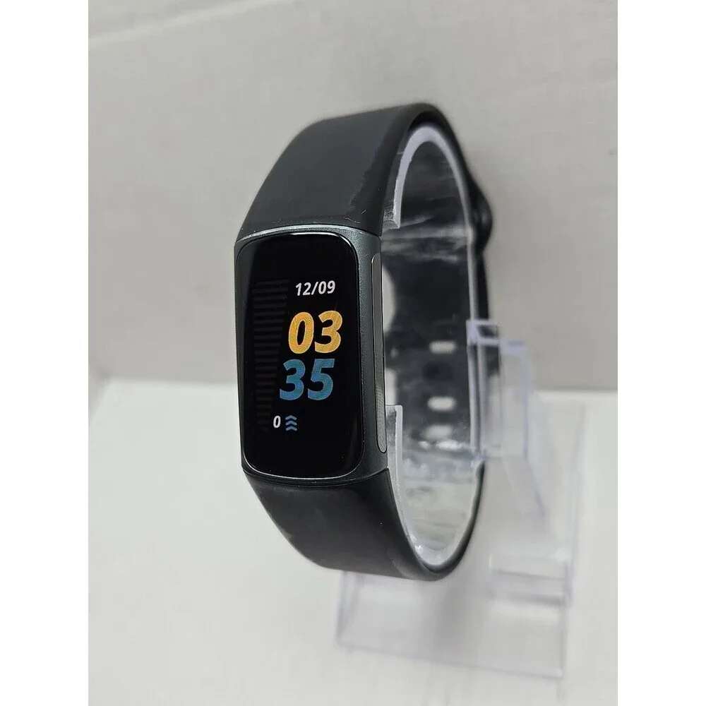 Fitbit Charge 5 Fitness Tracker GPS SpO2 Sleep Monitor Activity W/ Charger Watch